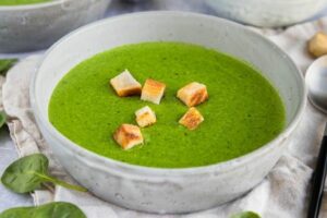 Veľkonočné tradície - Špenátová polievka na Zelený štvrtok