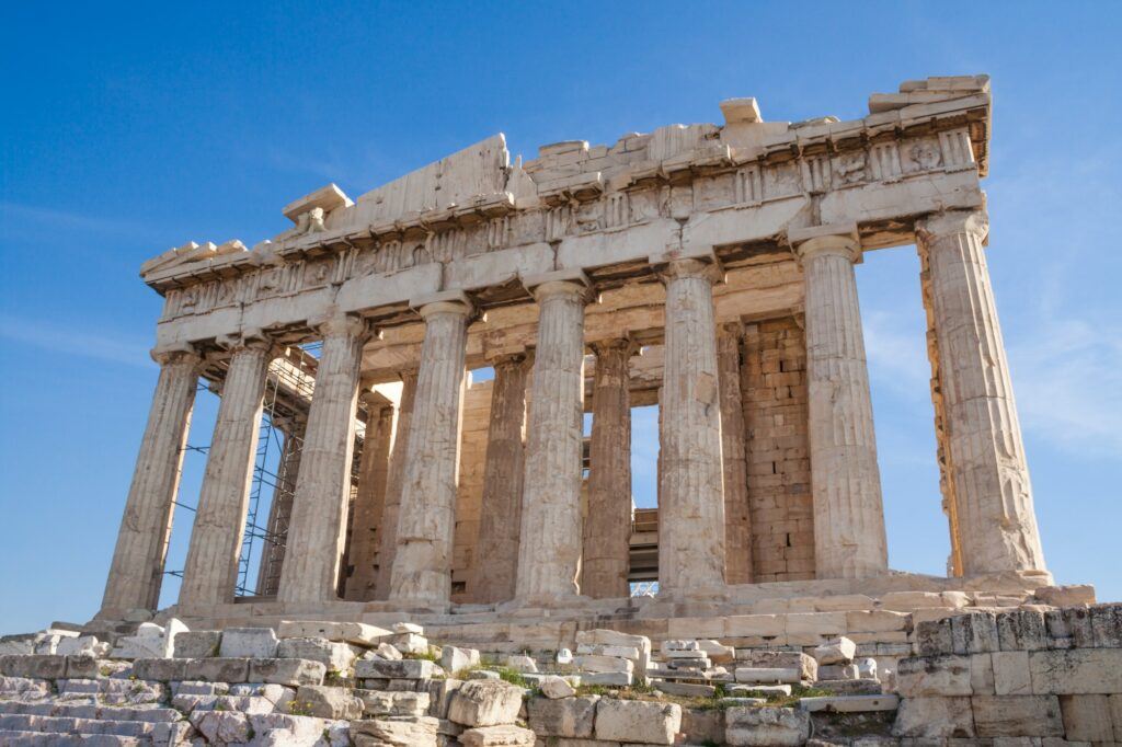 Antický řecký chrám - připomíná Božskokvět