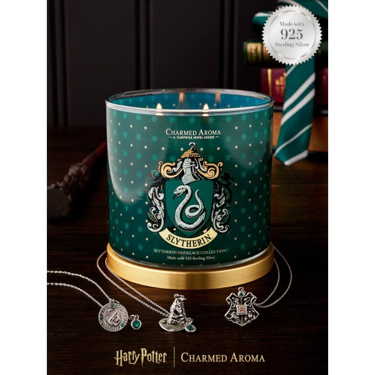 Vonná svíčka Harry Potter Slytherin se stříbrným náhrdelníkem (Ag. 925/1000)