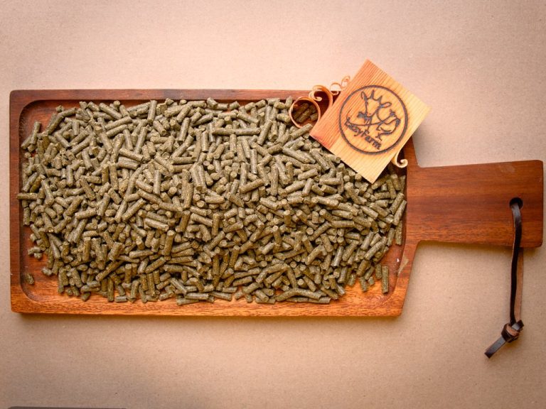 Bylinné granule pro slepice proti vnitřním parazitům 1000g