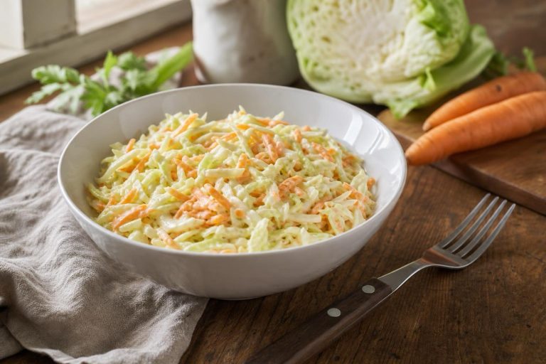 Coleslaw – zelný salát